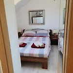 House Niksi *