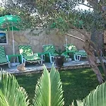 Nyaraló House Niksi