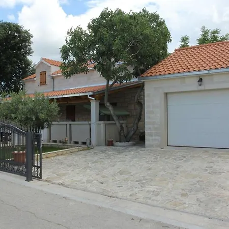 Дом отдыха House Niksi