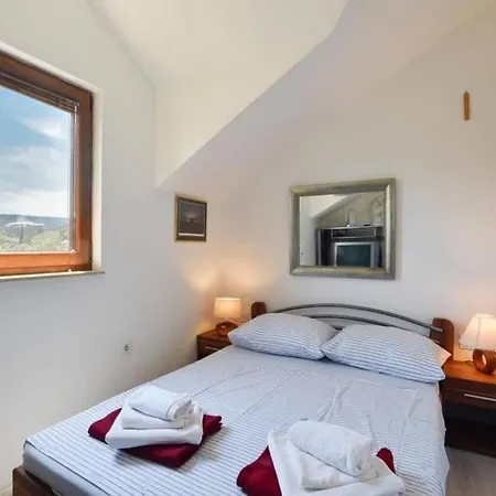 House Niksi