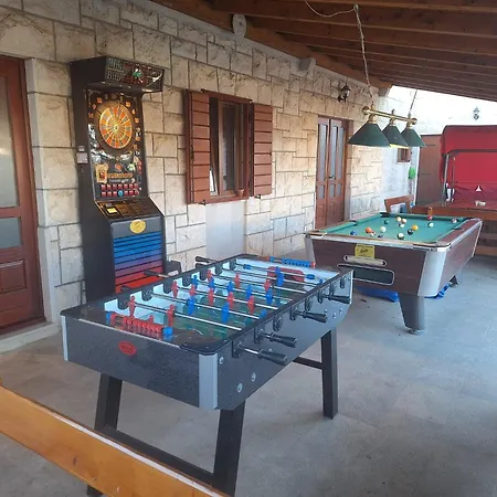 House Niksi *